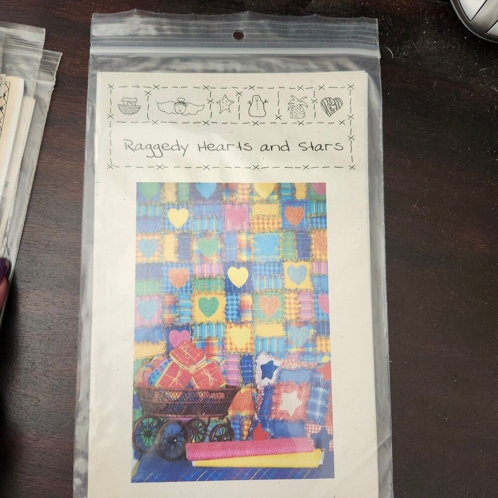 Quilt Country #265 Raggedy Hearts Stars Quilt Pattern Twin Full Patchwork